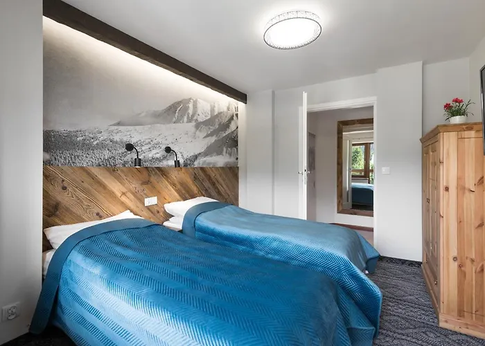 לינה וארוחת בוקר Regle 3*