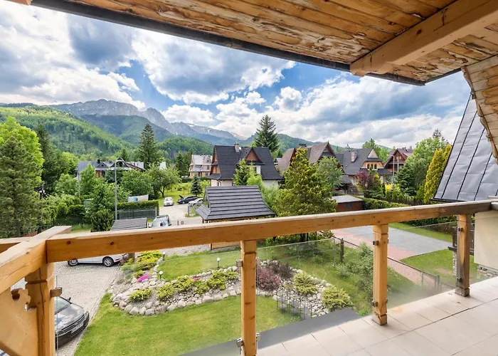 לינה וארוחת בוקר Regle 3*