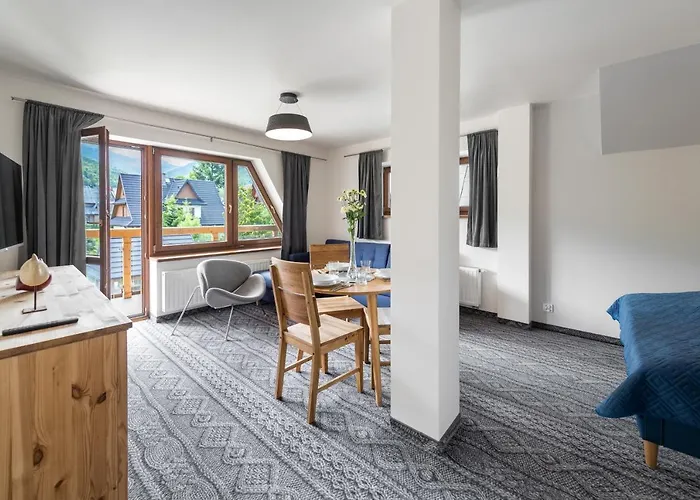 Regle לינה וארוחת בוקר זקופאנה