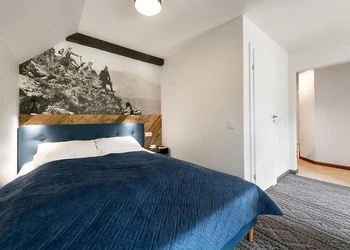 לינה וארוחת בוקר Regle