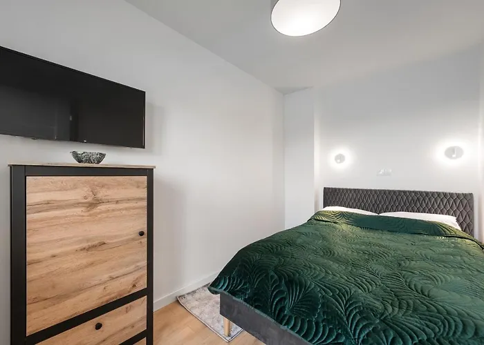 לינה וארוחת בוקר Regle זקופאנה